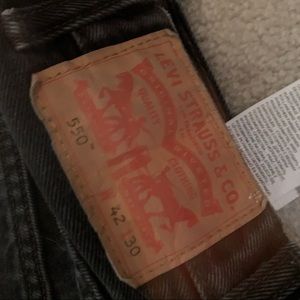 Levi 550 relaxed black jeans size W42 x L30